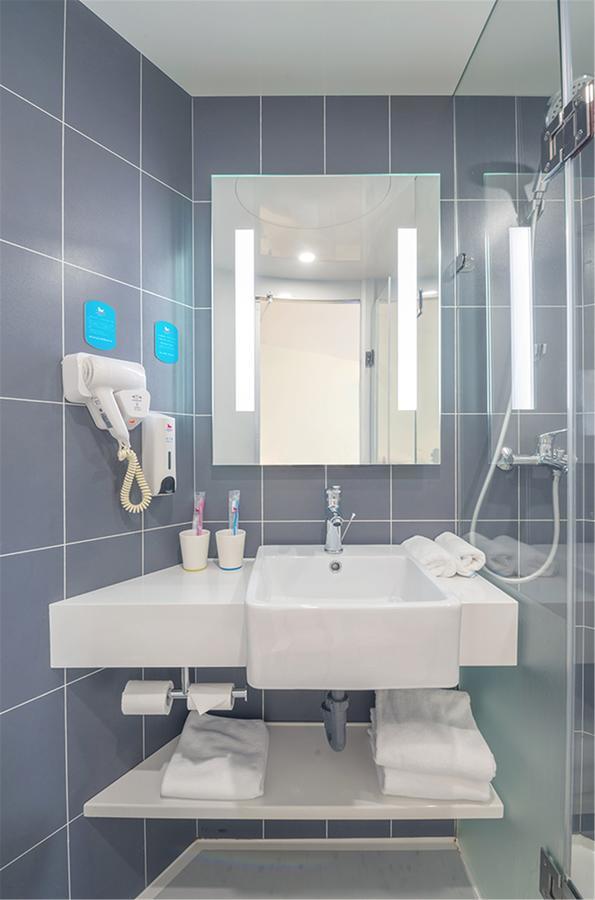 Hanting Express Jiande Xin'Anjiang New Branch Exteriör bild